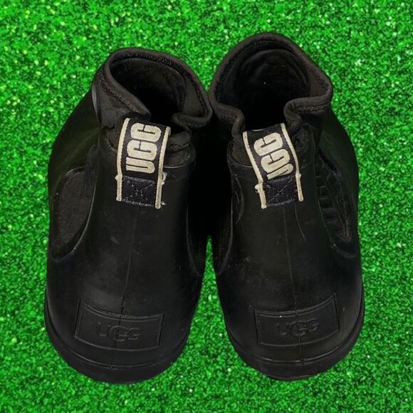 Ugg Women's Black Boots - Picture 1 of 4